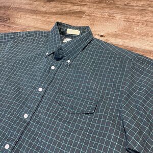 VTG LL Bean Button Down Shirt Men’s size XL Green Plaid Checker Short Sleeve USA